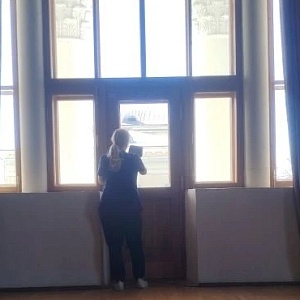 Тверской театр драмы провел ежегодный субботник