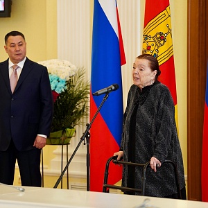 С юбилеем Наину Хонину!