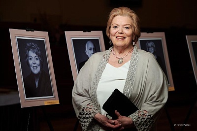 40 дней, как не стало народной артистки России Андриановой Ирины Васильевны