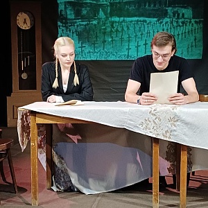 16 декабря к Дню освобождения Калинина в театре прошла открытая читка пьесы Виктора Ивановича Куликова "Сыновья"