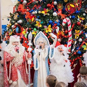 Новогодняя кампания в Тверском академическом театре драмы близится к завершению. Фотоальбом