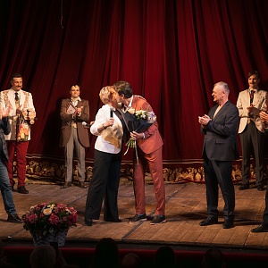 В Тверском академическом театре драмы торжественно завершен Фестиваль "Государева дорога. Путешествие в Тверь" 