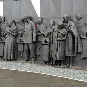 19 апреля - День памяти жертв геноцида советского народа