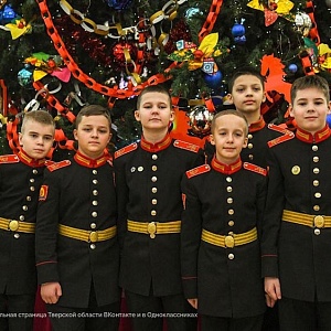 Виталий Королев на первой Губернаторской елке в Тверском драмтеатре поздравил с наступающими праздниками юных жителей Верхневолжья